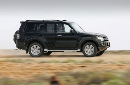 Pajero IV 4